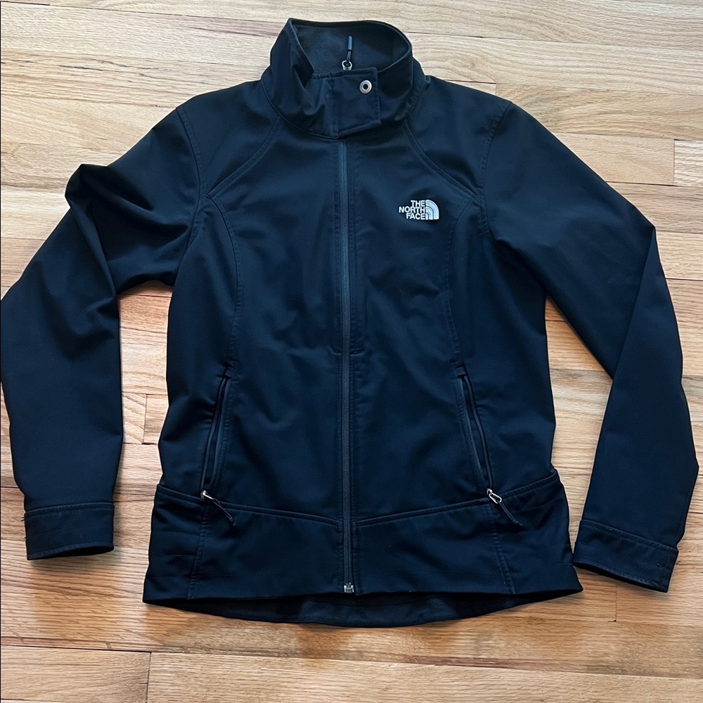 Black North Face Soft Shell Jacket - M